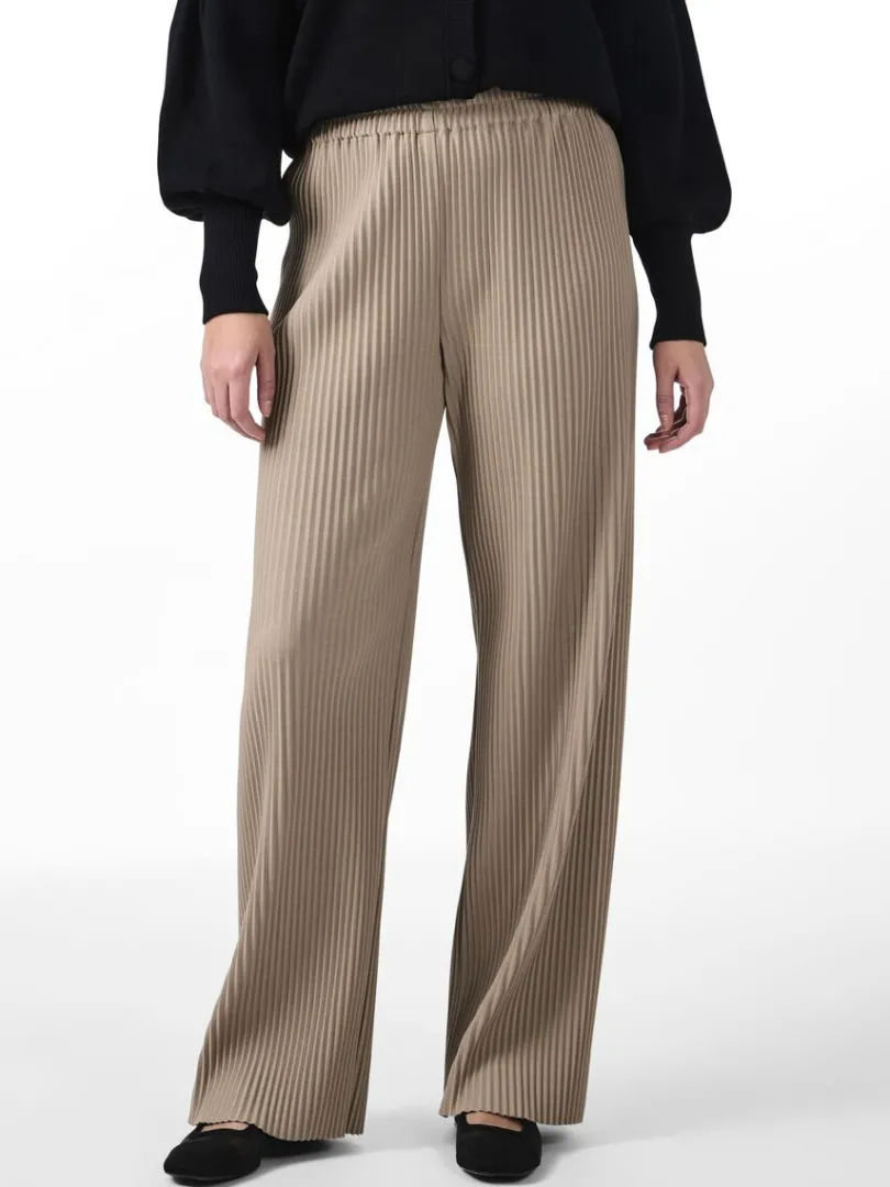 ALISA HOSE*YAS Online
