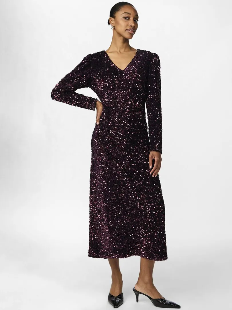 yasativo_midikleid_3.webp ATIVO MIDIKLEID*YAS Flash Sale