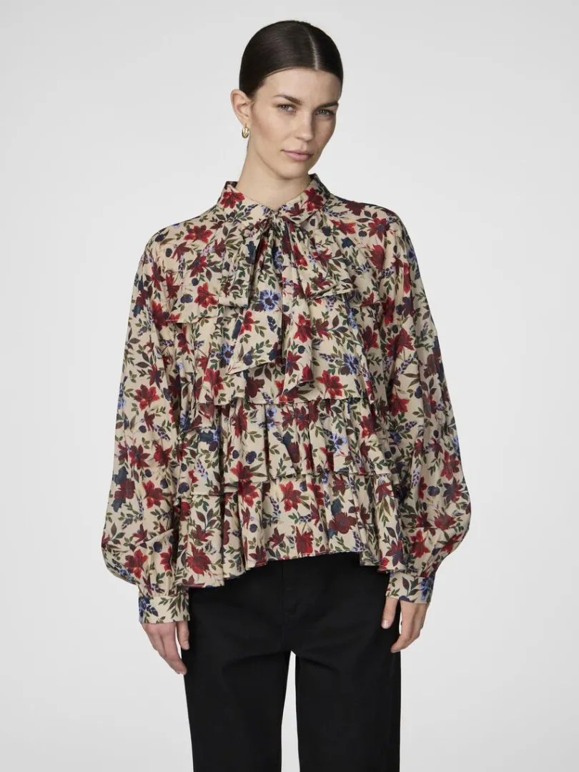 AYA BLUSE*YAS Best