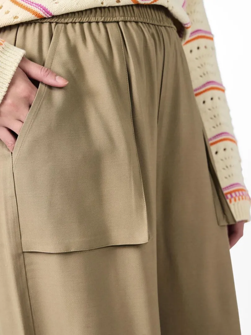 yasermilla_hose_2.webp ERMILLA HOSE*YAS Fashion