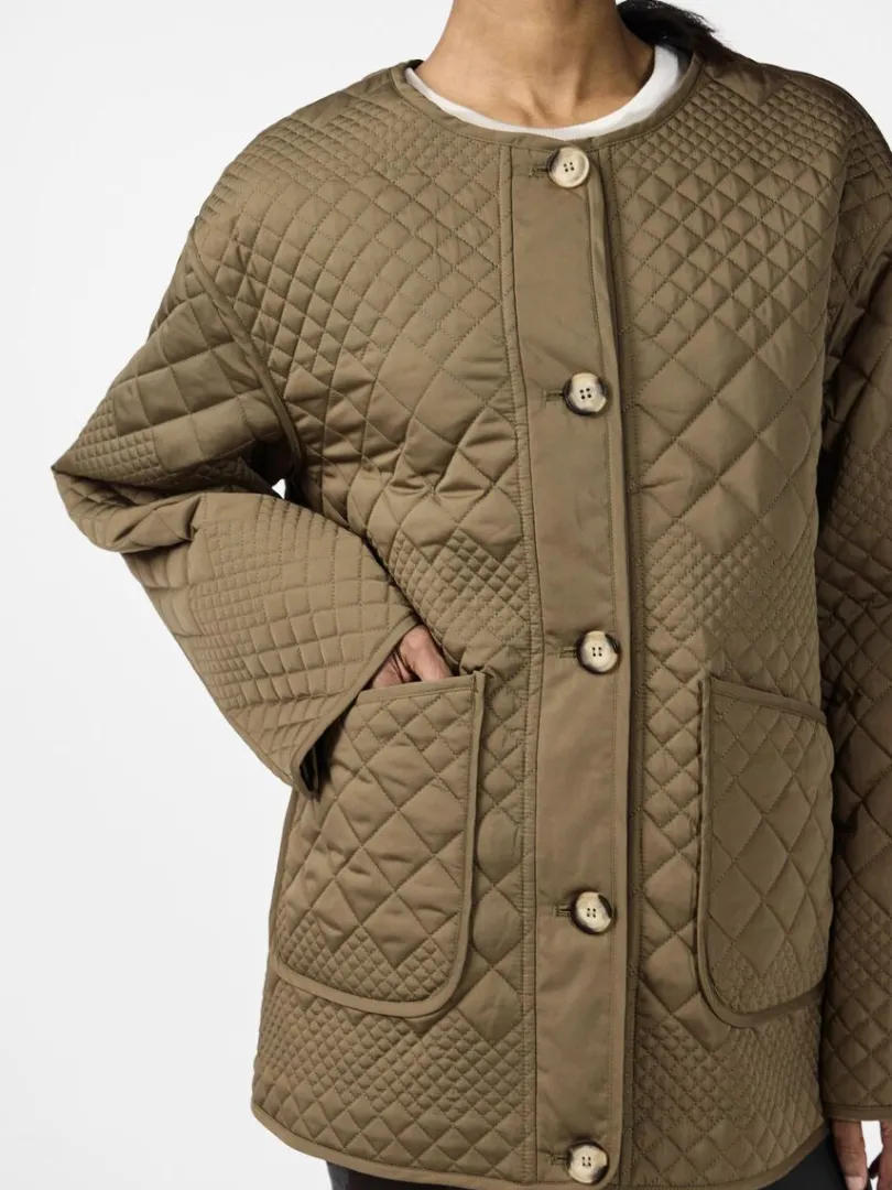 yaslaurie_wattierte_jacke_5.webp LAURIE WATTIERTE JACKE*YAS New
