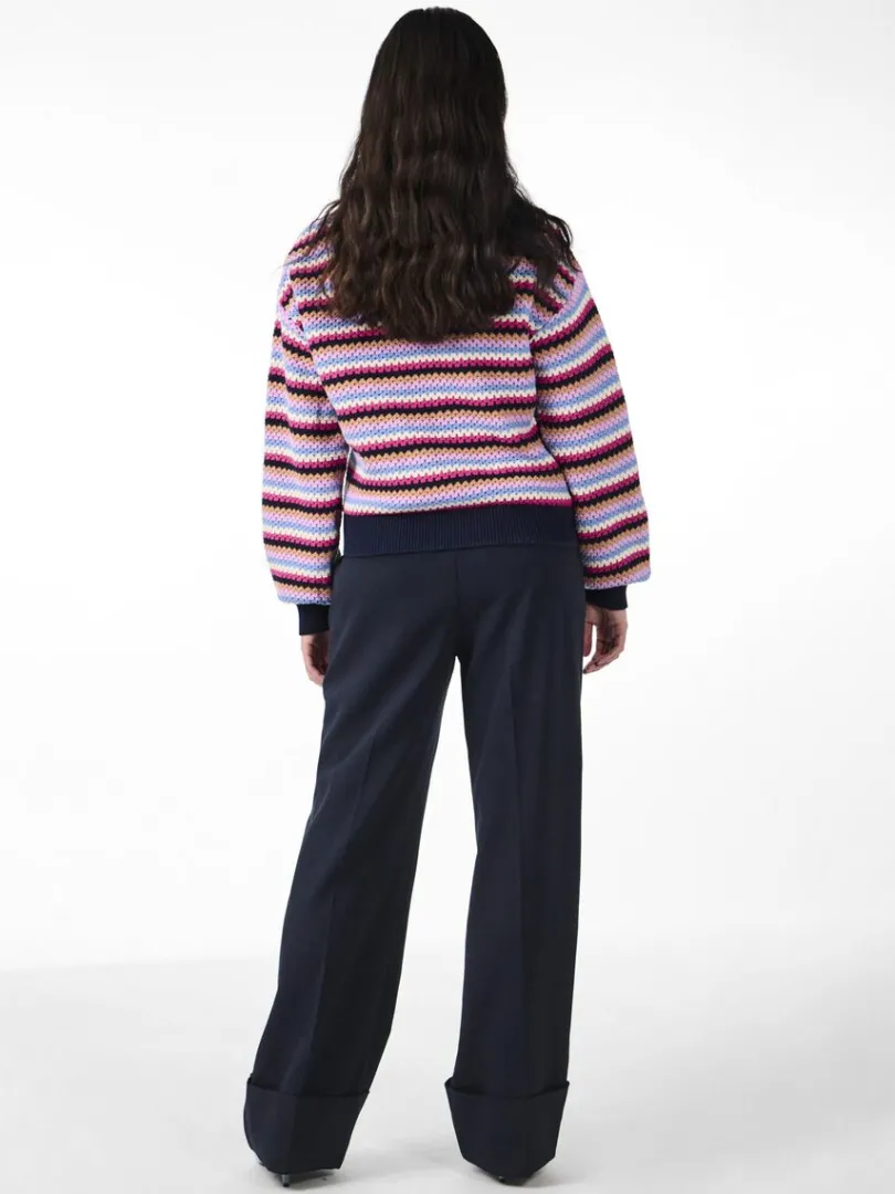 PILA HOSE*YAS Fashion