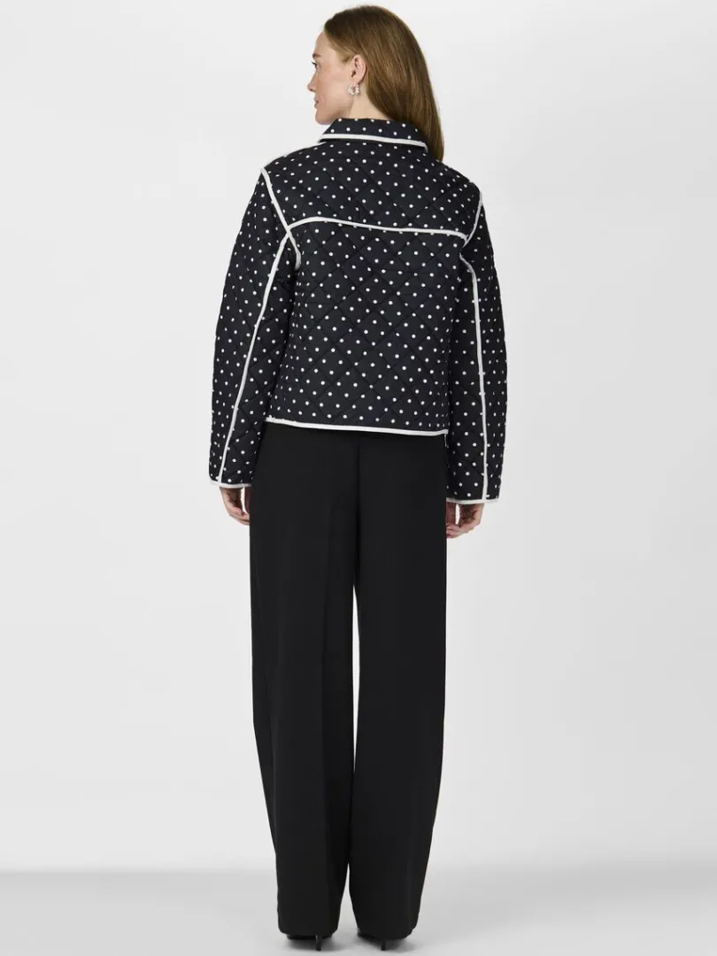 yasrinna_steppjacke_3.webp RINNA STEPPJACKE*YAS Store