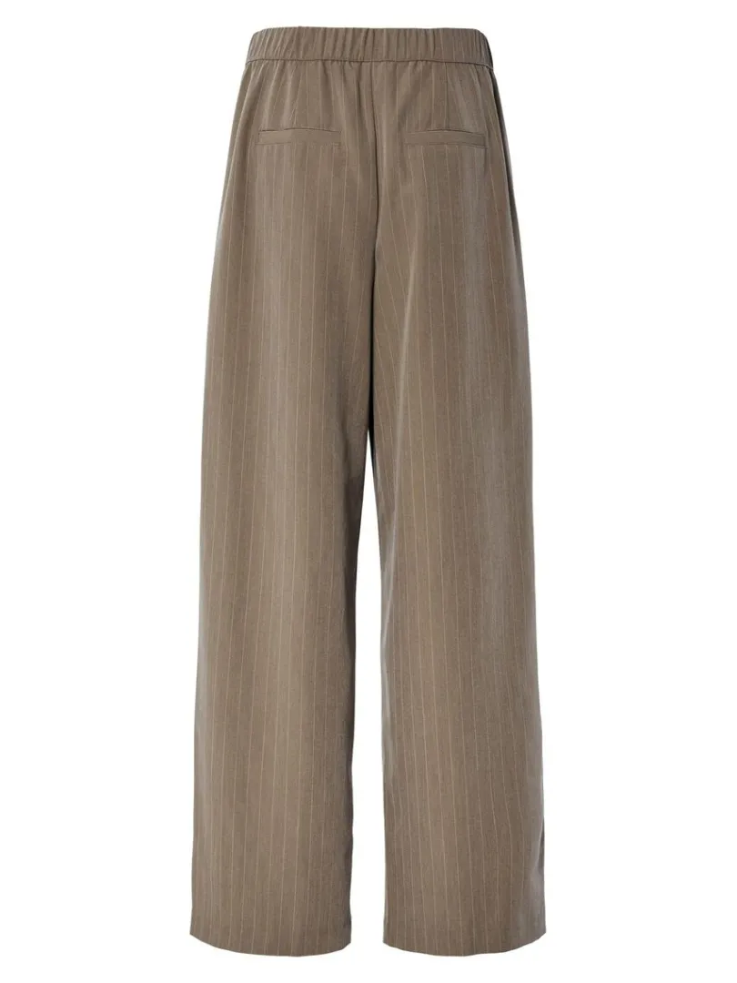 yasstrala_hose_5.webp STRALA HOSE*YAS Outlet
